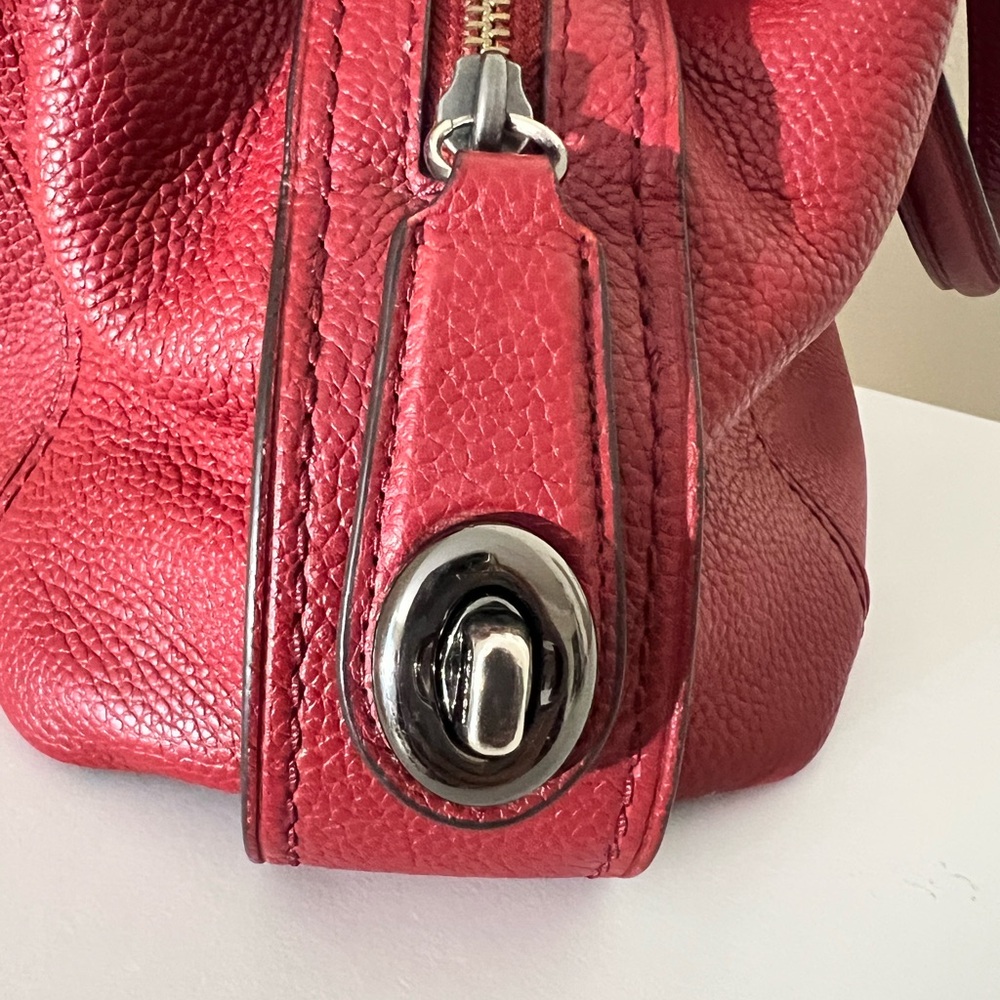 COACH Edie Shoulder Bag - Picture 8 of 10
